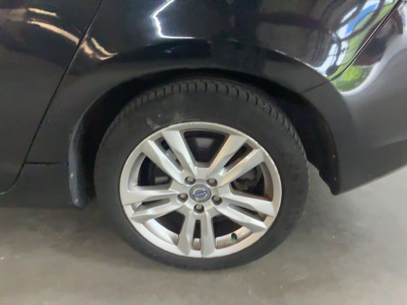 Volvo V60 2.0 T Momentum 2010 – снимка 5