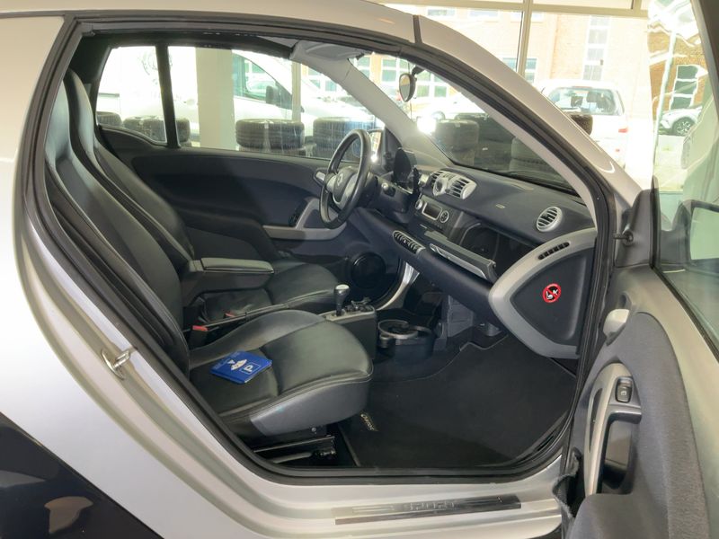 Smart fortwo 1.0 Turbo Basis passion 2013 – снимка 19