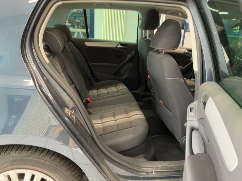 Volkswagen Golf VI 2.0 TDI Match 2012 – снимка 20