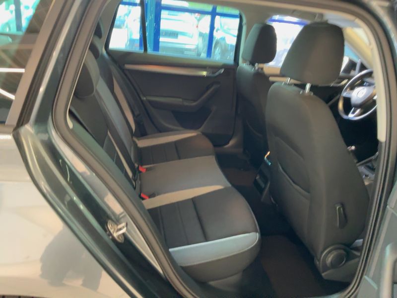 Skoda Octavia 1.4 TSI Joy 2016 – снимка 20