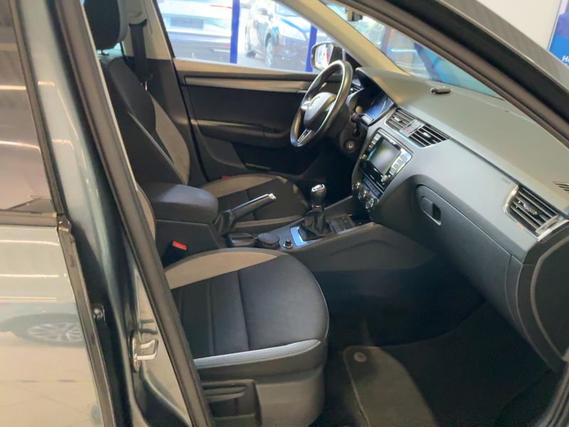 Skoda Octavia 1.4 TSI Joy 2016 – снимка 17