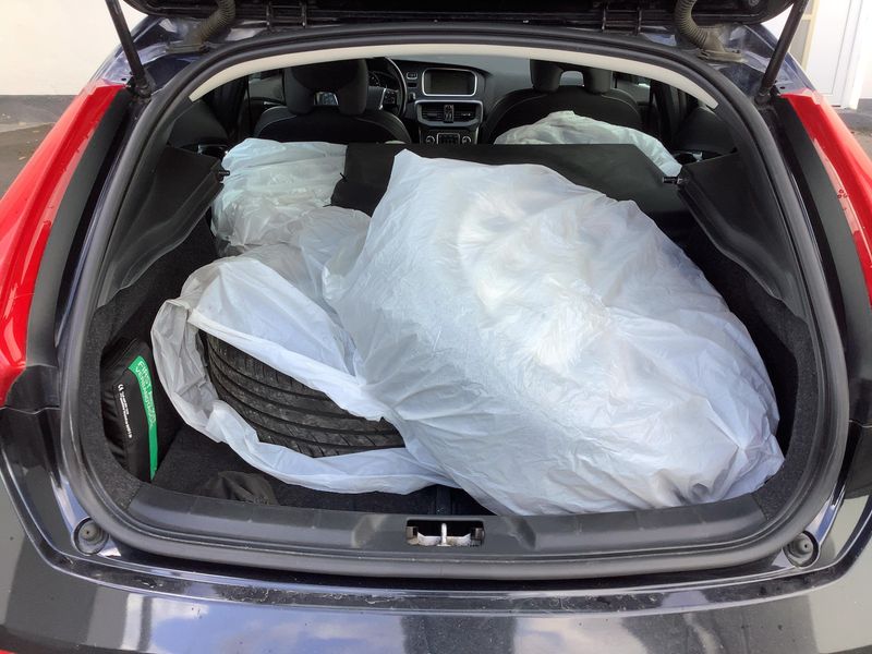 Volvo V40 1.6 T2 You! 2014 – снимка 16