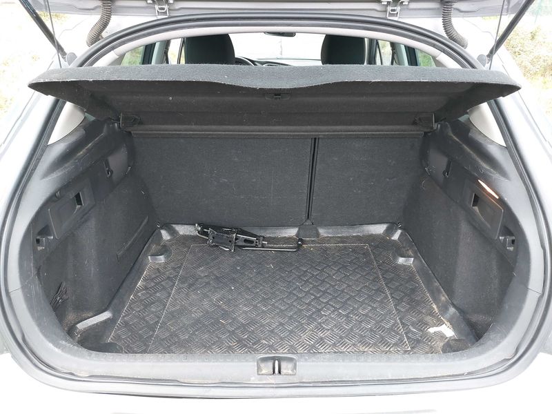 Citroen C4 1.6 Blue-HDi Millenium Business 2017 – снимка 9