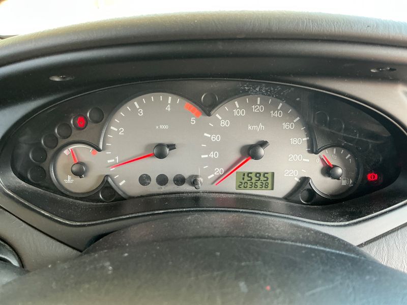 Ford Focus 1.8 TDCi Trend 2004 – снимка 4