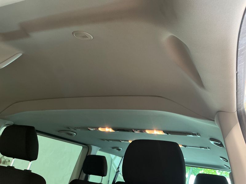 Volkswagen T6 Caravelle 2.0 TDI EcoProfi lang 2019 – снимка 29