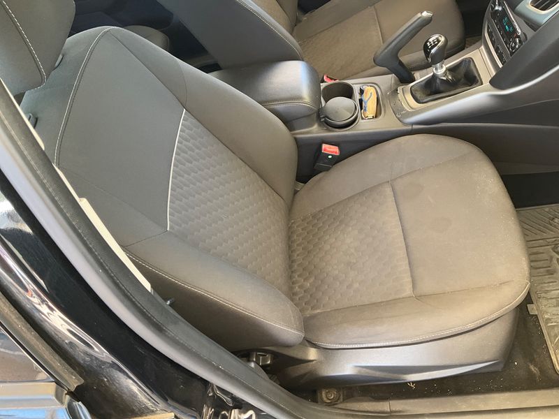 Ford Focus 1.6 TDCi Edition 2014 – снимка 25