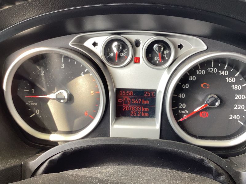 Ford Kuga 2.0 TDCi Titanium 2010 – снимка 18