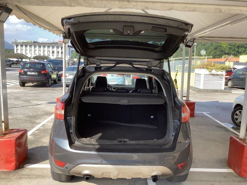 Ford Kuga 2.0 TDCi Titanium 2010 – снимка 15