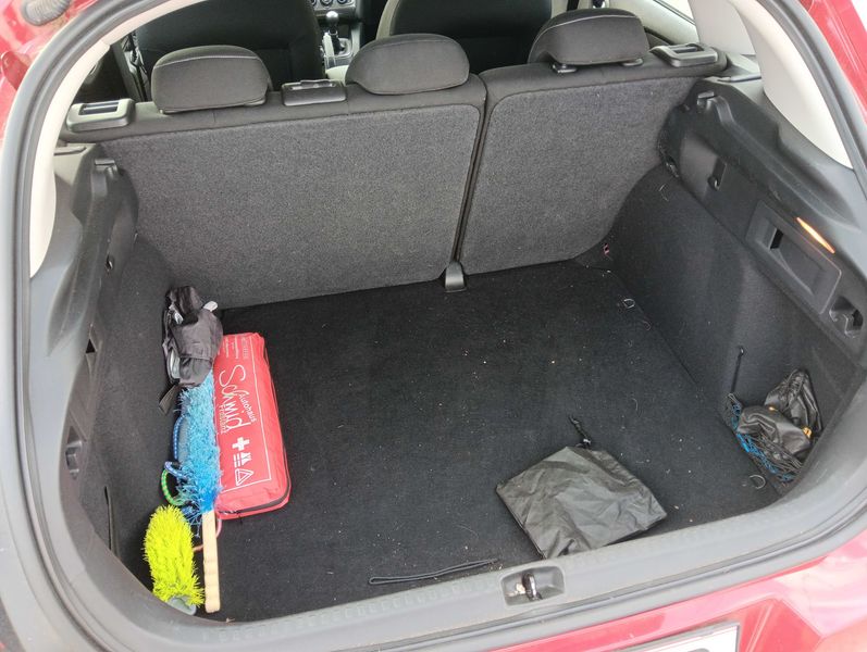 Citroen C4 1.6 Blue-HDi Feel 2015 – снимка 27