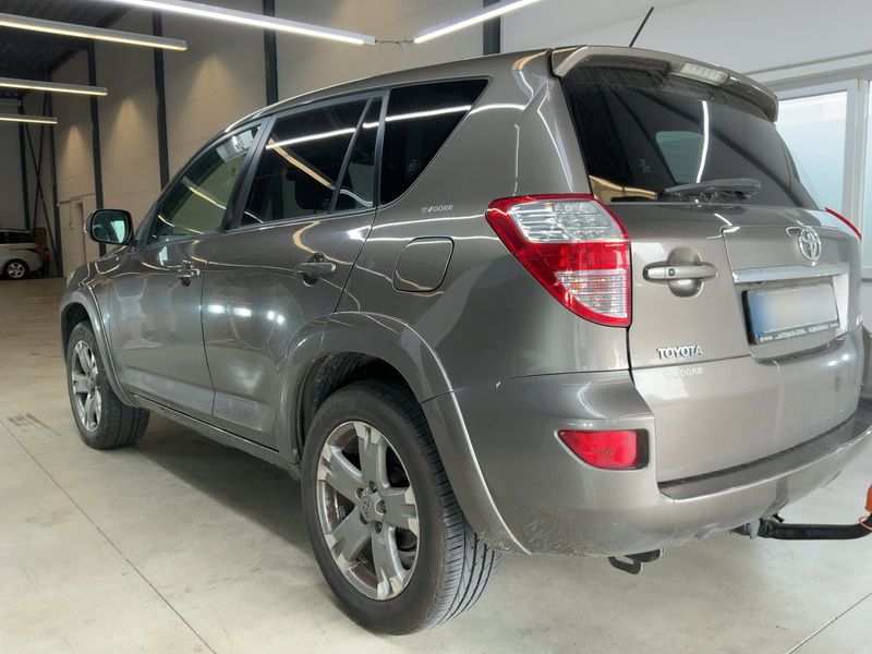 Toyota RAV 4 2.2 D-CAT Executive 2011 – снимка 6