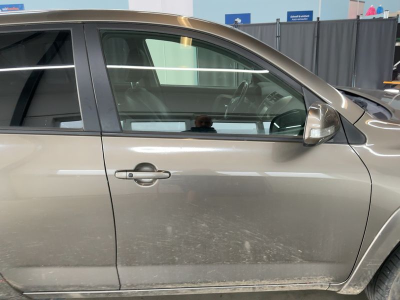 Toyota RAV 4 2.2 D-CAT Executive 2011 – снимка 10