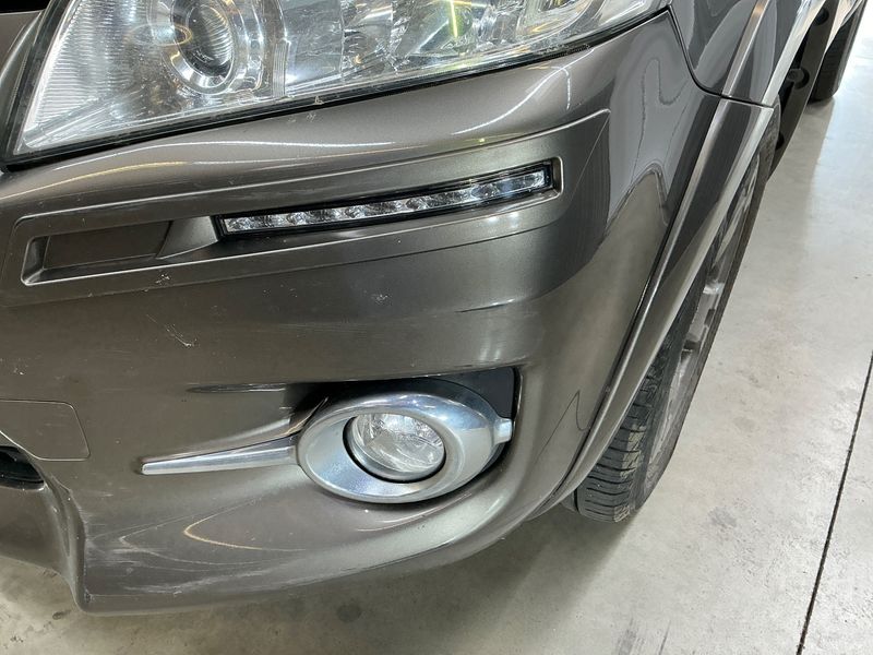 Toyota RAV 4 2.2 D-CAT Executive 2011 – снимка 47
