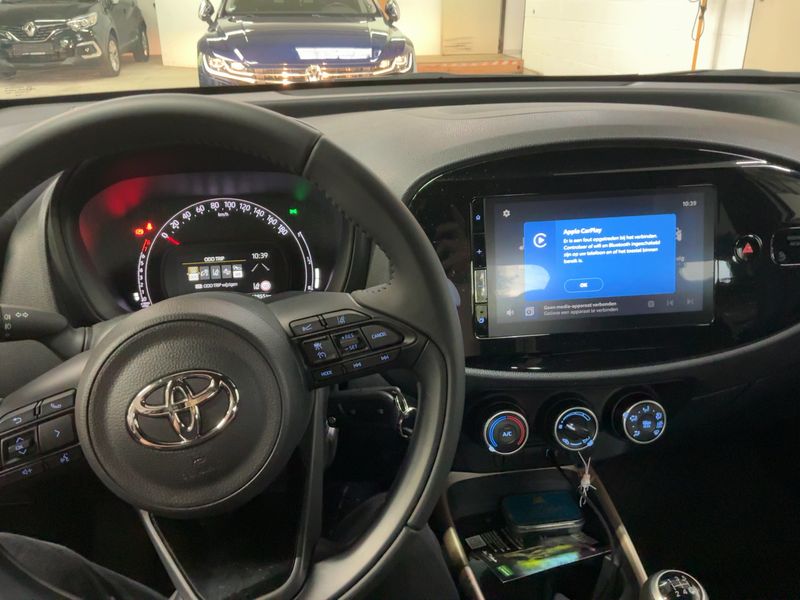 Toyota Aygo X 1.0 VVT-i Design 2024 – снимка 17