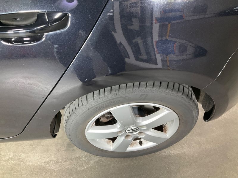 Volkswagen Golf VI 1.6 TDI Team BlueMotion Tech 2010 – снимка 26