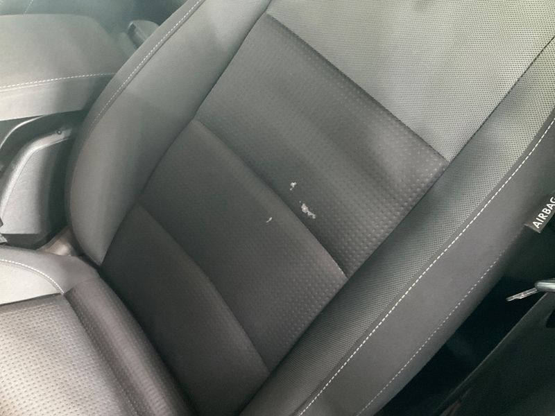 Volkswagen Golf VI 1.6 TDI Team BlueMotion Tech 2010 – снимка 27