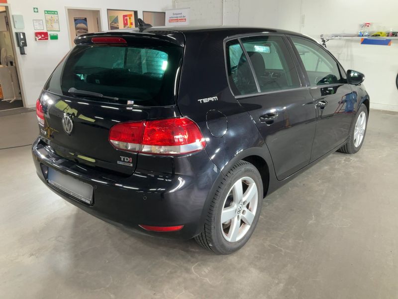 Volkswagen Golf VI 1.6 TDI Team BlueMotion Tech 2010 – снимка 8