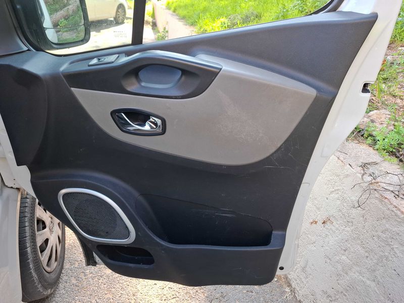 Nissan NV300 1.6 dCi L1H1 2,7t Comfort 2019 – снимка 41
