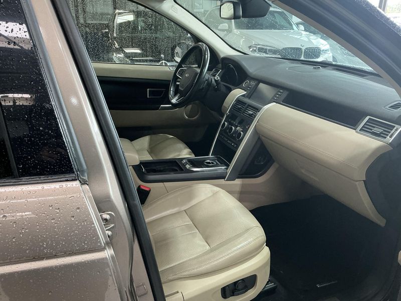 Land Rover Discovery Sport 2.2 Sd4 HSE 2015 – снимка 16