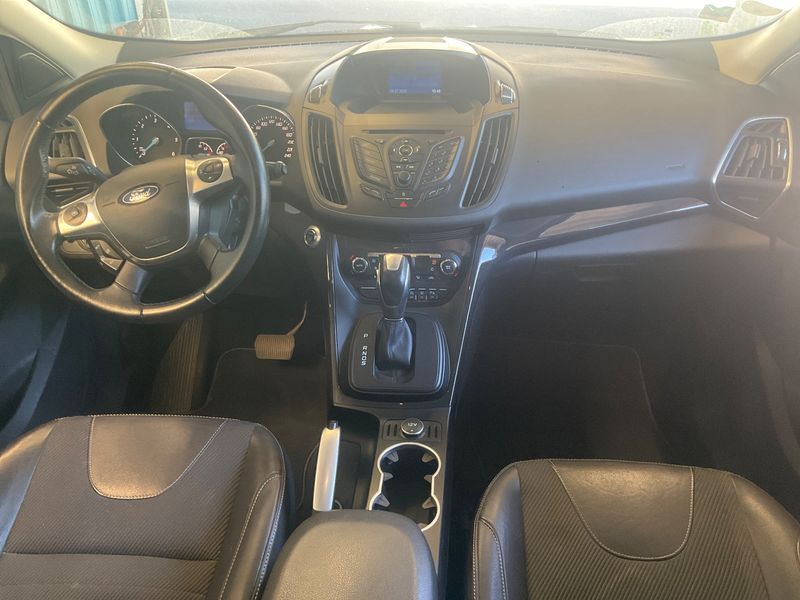 Ford Kuga 2.0 TDCi Titanium 2015 – снимка 17