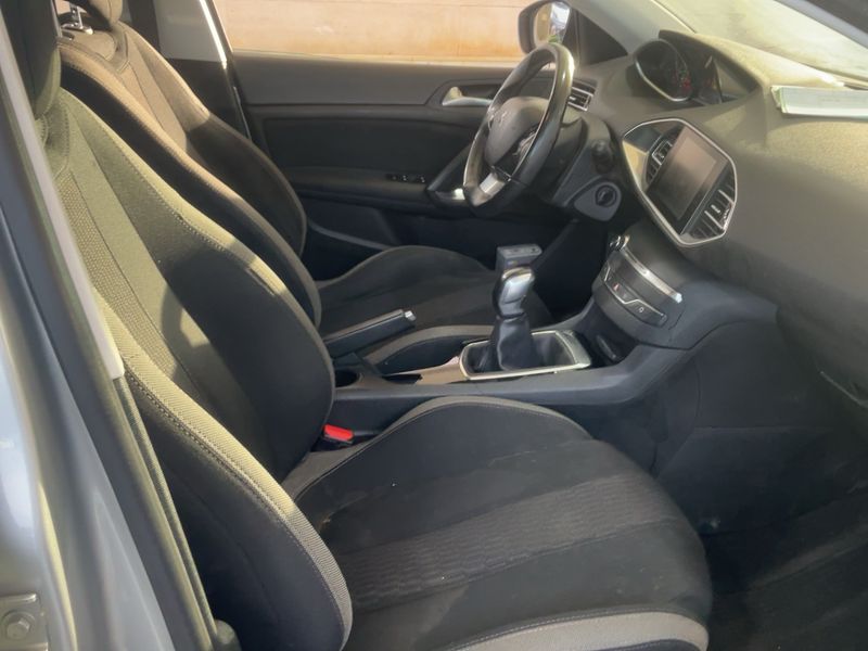 Peugeot 308 1.6 Blue-HDi Style 2016 – снимка 16