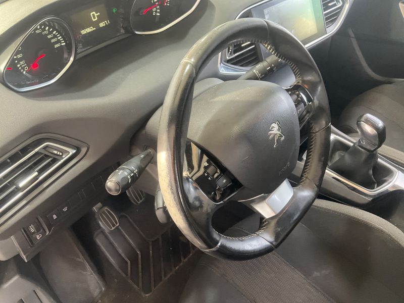 Peugeot 308 1.6 Blue-HDi Style 2016 – снимка 29