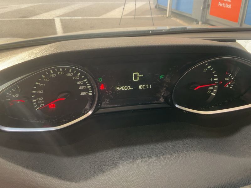 Peugeot 308 1.6 Blue-HDi Style 2016 – снимка 18