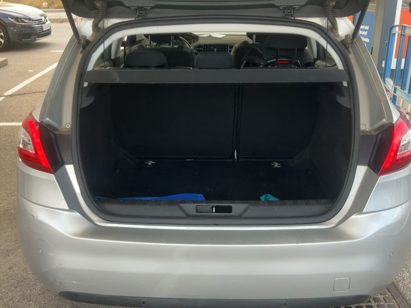 Peugeot 308 1.6 Blue-HDi Style 2016 – снимка 15