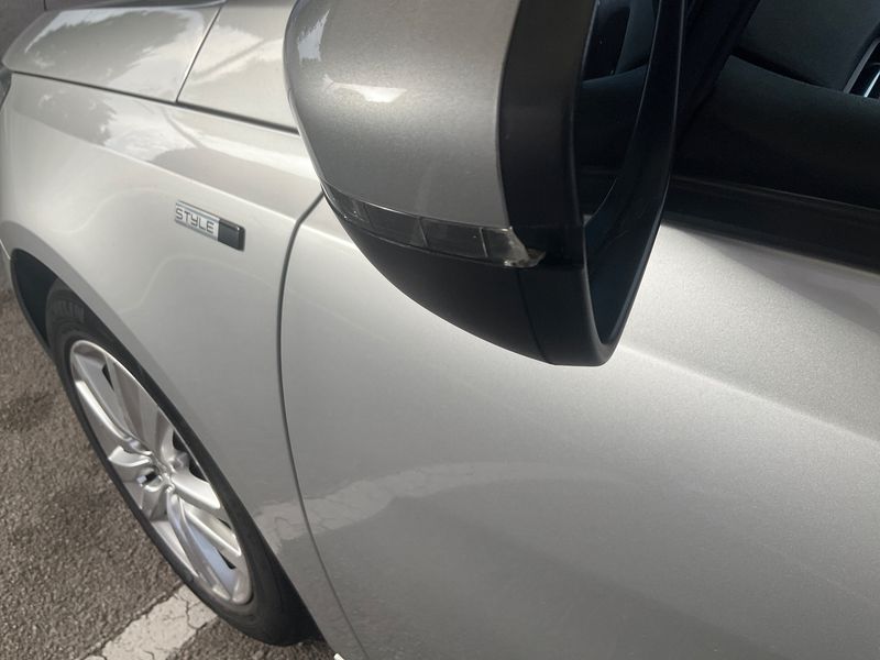 Peugeot 308 1.6 Blue-HDi Style 2016 – снимка 26