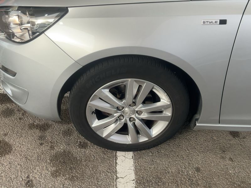 Peugeot 308 1.6 Blue-HDi Style 2016 – снимка 3