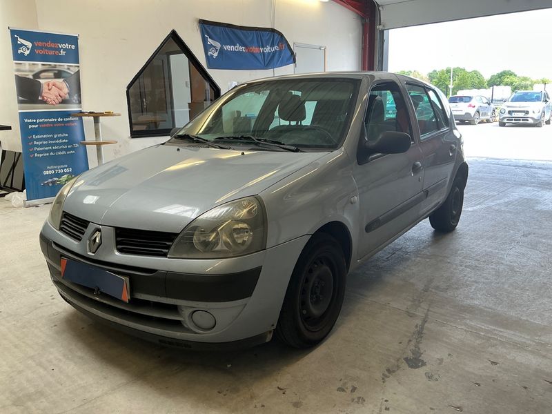 Renault Clio 1.5 dCi Authentique Confort Pack Clim 2004 – снимка 1