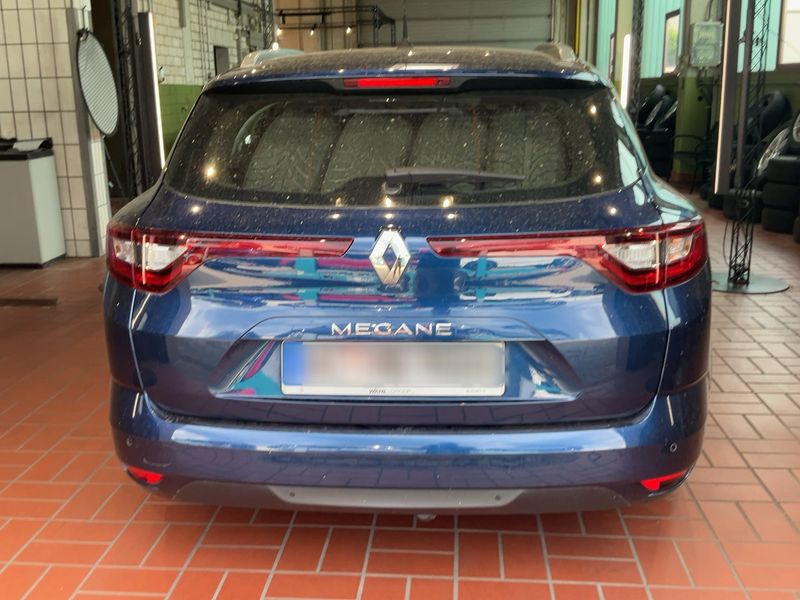 Renault Megane 1.5 BLUE dCi Business Edition 2019 – снимка 7