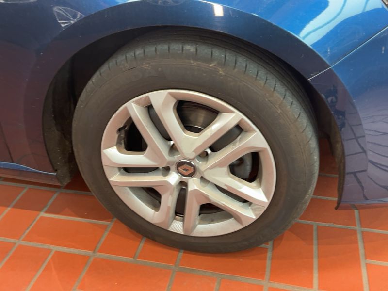 Renault Megane 1.5 BLUE dCi Business Edition 2019 – снимка 11
