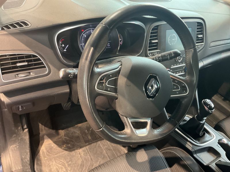 Renault Megane 1.5 BLUE dCi Business Edition 2019 – снимка 27