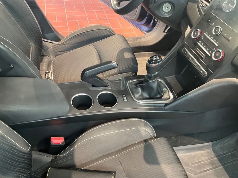 Renault Megane 1.5 BLUE dCi Business Edition 2019 – снимка 24
