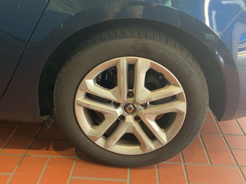Renault Megane 1.5 BLUE dCi Business Edition 2019 – снимка 5