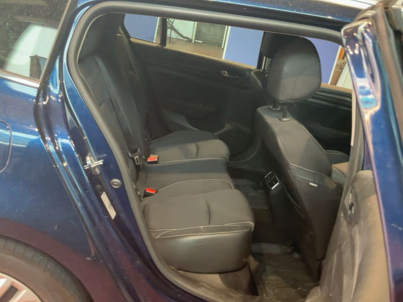 Renault Megane 1.5 BLUE dCi Business Edition 2019 – снимка 20