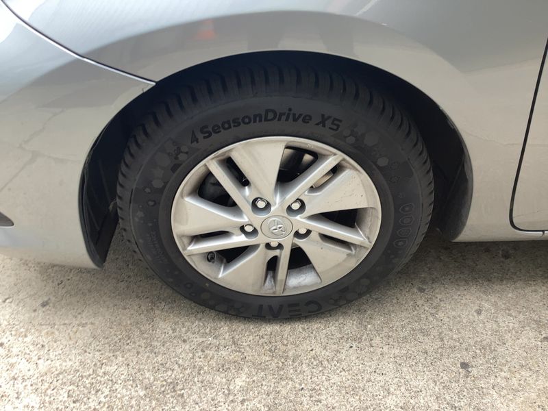 Toyota Auris Touring Sports 1.8 Hybrid Comfort 2016 – снимка 3