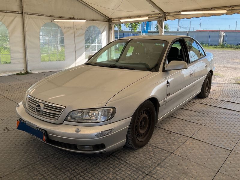 Opel Omega 2.6 V6 Design Edition 2001 – снимка 1