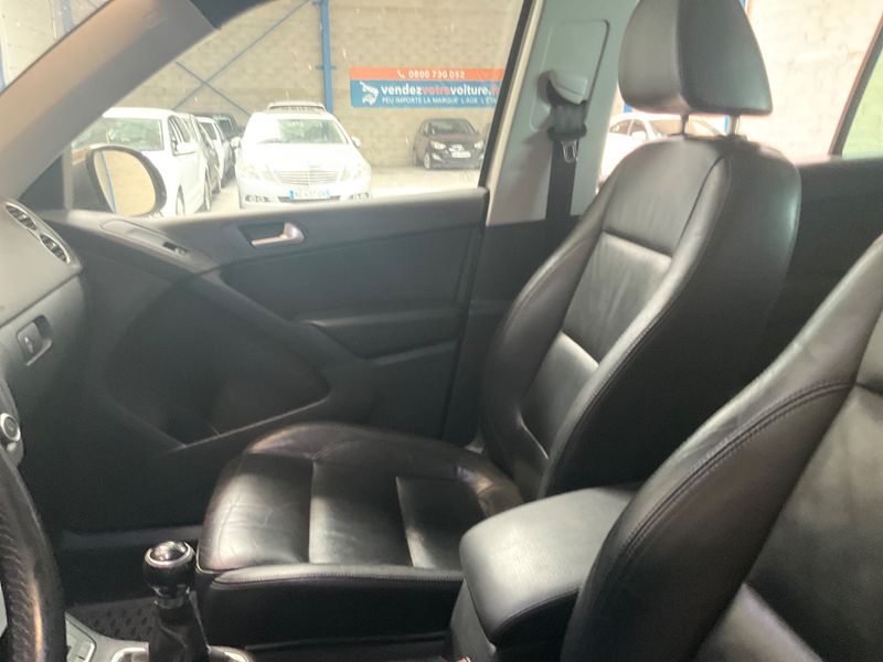 Volkswagen Tiguan 2.0 TDI Sportline BlueMotion Tech 2010 – снимка 23