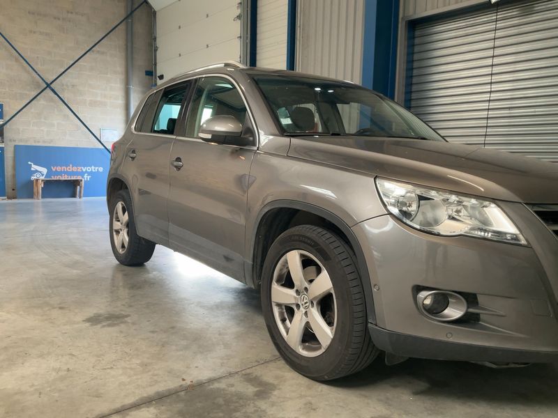 Volkswagen Tiguan 2.0 TDI Sportline BlueMotion Tech 2010 – снимка 12