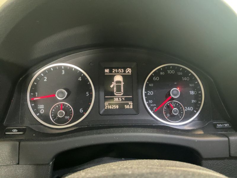 Volkswagen Tiguan 2.0 TDI Sportline BlueMotion Tech 2010 – снимка 18