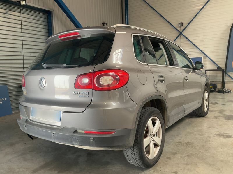 Volkswagen Tiguan 2.0 TDI Sportline BlueMotion Tech 2010 – снимка 8