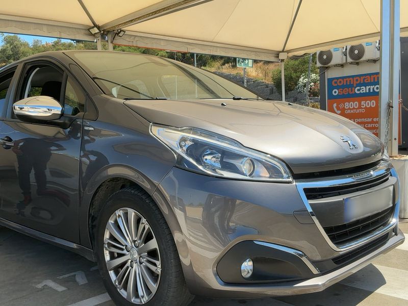 Peugeot 208 1.2 PureTech Style 2018 – снимка 12