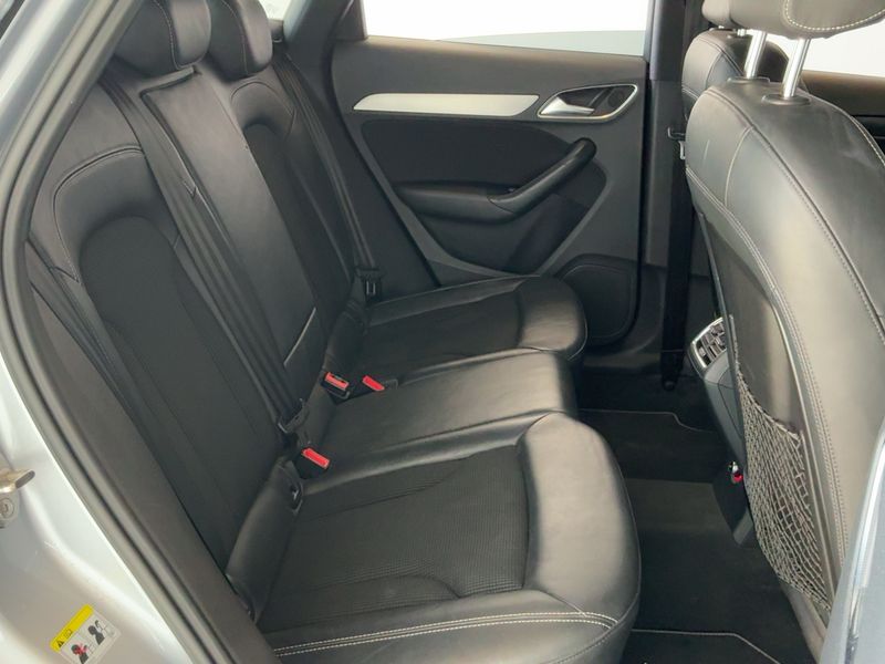Audi Q3 2.0 TDI S line 2016 – снимка 19