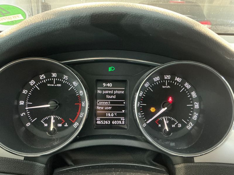 Skoda Superb 2.0 TDI Ambition 2010 – снимка 4