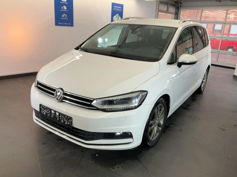 Volkswagen Touran 2.0 TDI Highline BlueMotion Tech 2017 – снимка 1