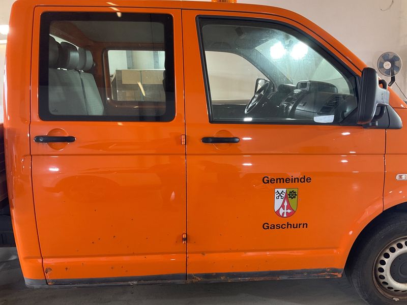 Volkswagen T5 Transporter 2.0 TDI Pritsche Doppelkabine 4Motion 2011 – снимка 10