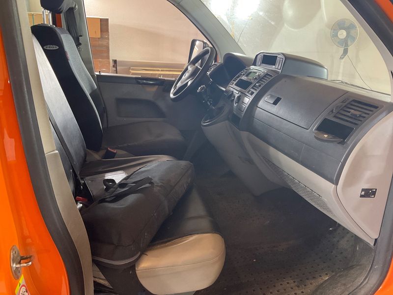 Volkswagen T5 Transporter 2.0 TDI Pritsche Doppelkabine 4Motion 2011 – снимка 16