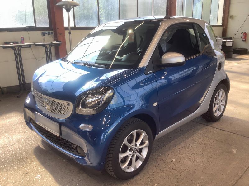 Smart fortwo 1.0 Basis passion 2016 – снимка 1