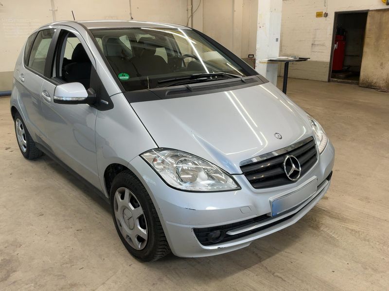 Mercedes-Benz A-Klasse A 160 Classic 2011 – снимка 12